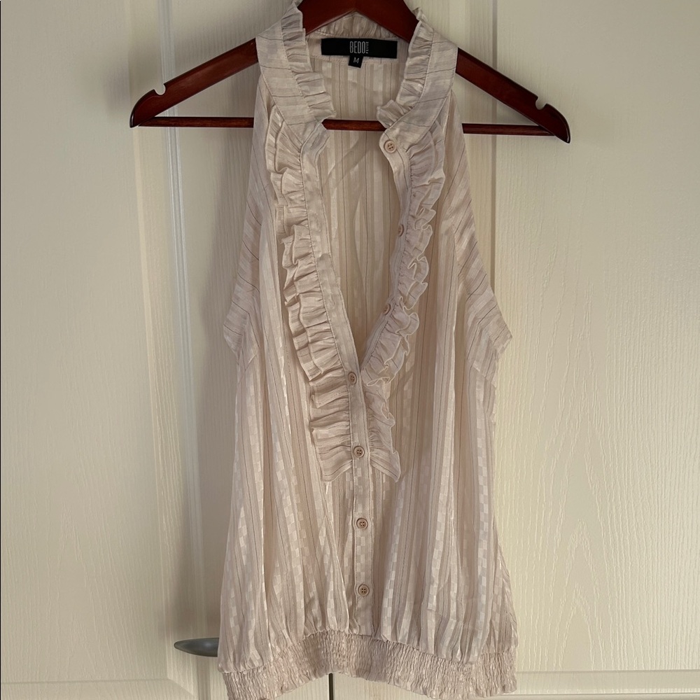 Beige Ruffle Sleeveless Top Size Medium